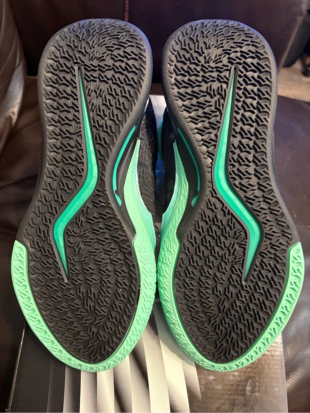 Nike Sabrina 4 (size 9W/7.5M) Mint Green and Black Basketball Sneakers